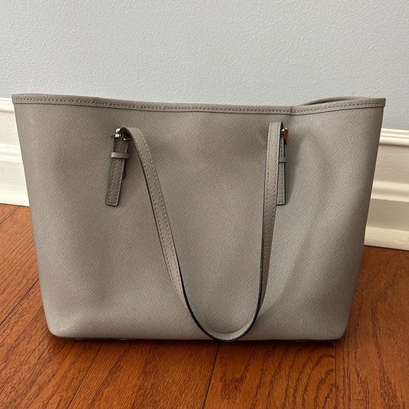 Michael Kors tote - Picture 2 of 4